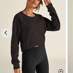 Beyond Yoga Uplift Cropped Pullover - Black